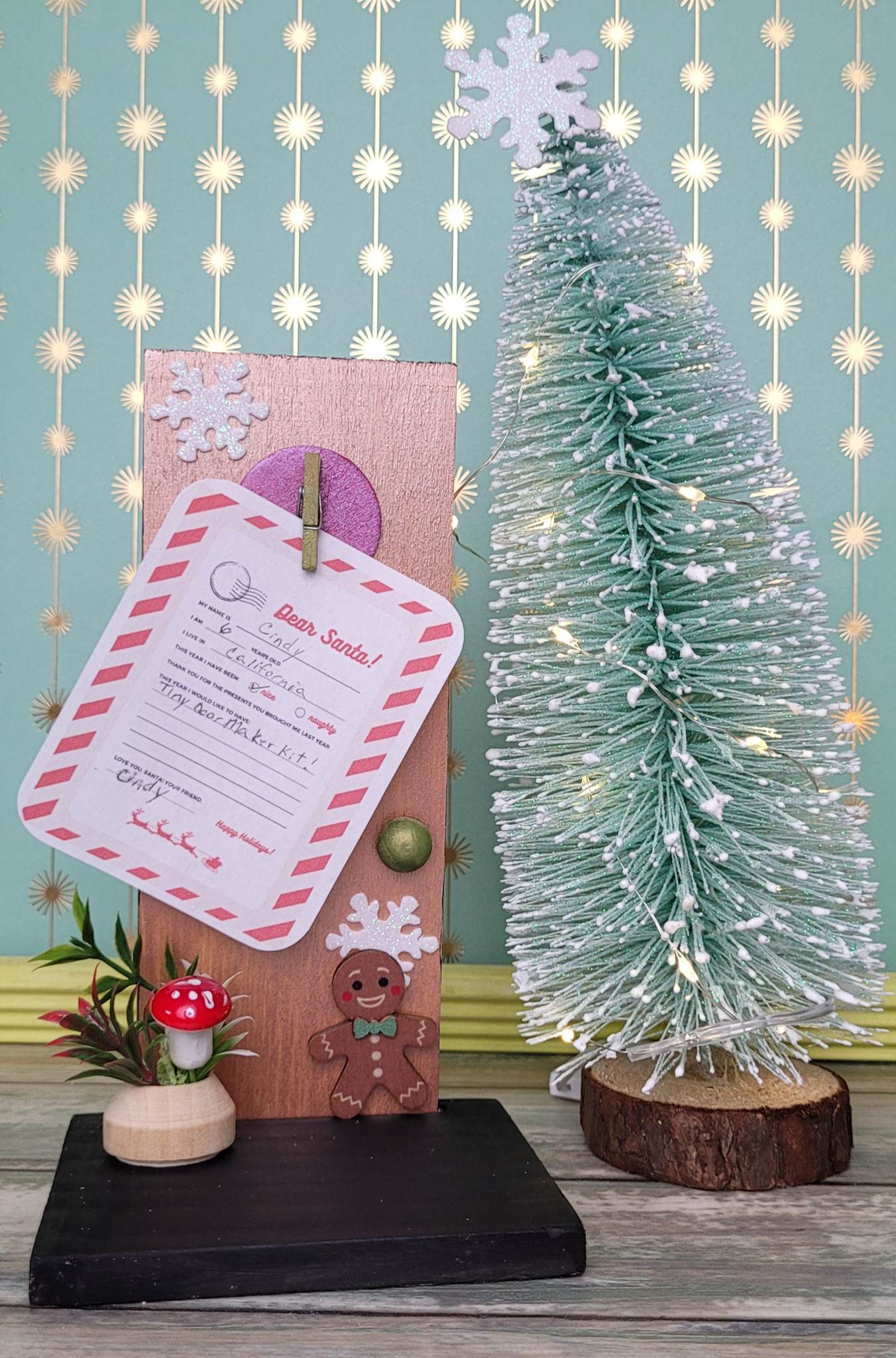 Tiny Doors Maker Kit: Winter Note Door